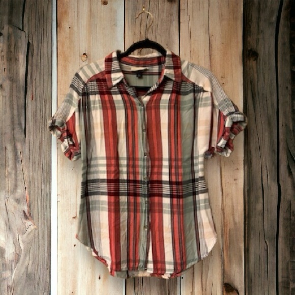 Universal Thread Salmon Pink/White/Navy/Light Blue Rayon Plaid Shirt - Picture 11 of 11